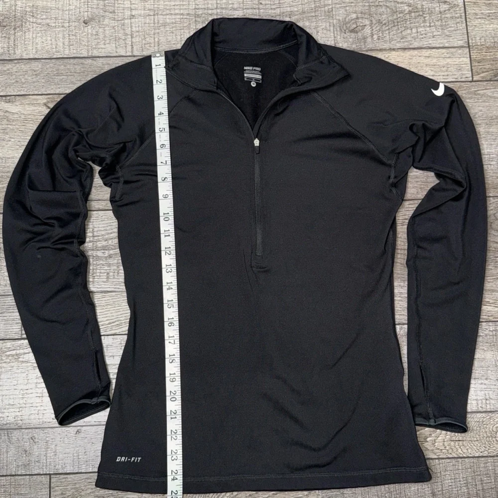 Nike Dry-Fit Black Half-Zip Performance Sweatshirt - Picture 5 of 8